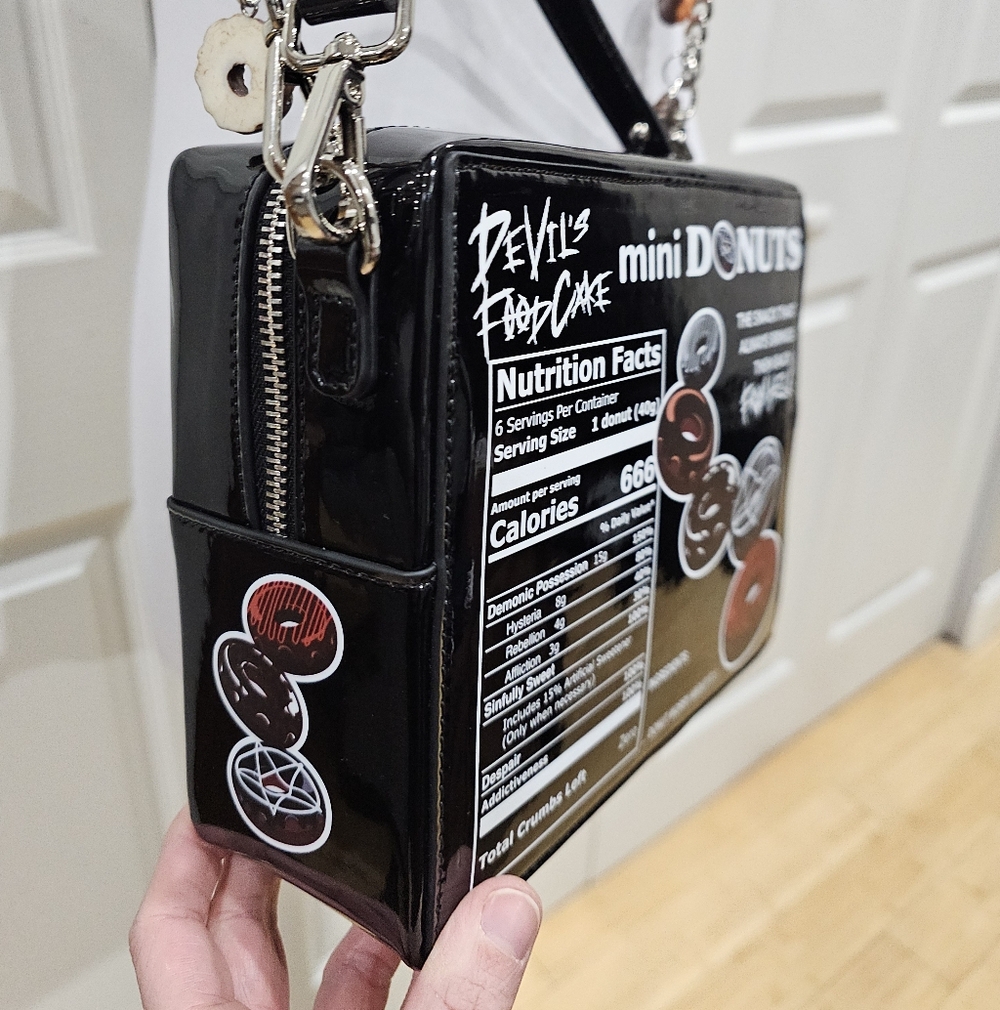 Unique Goth Pentagram Pentacle Devil's Food Cake Black Mini Donut Box Bag Purse - Picture 5 of 14